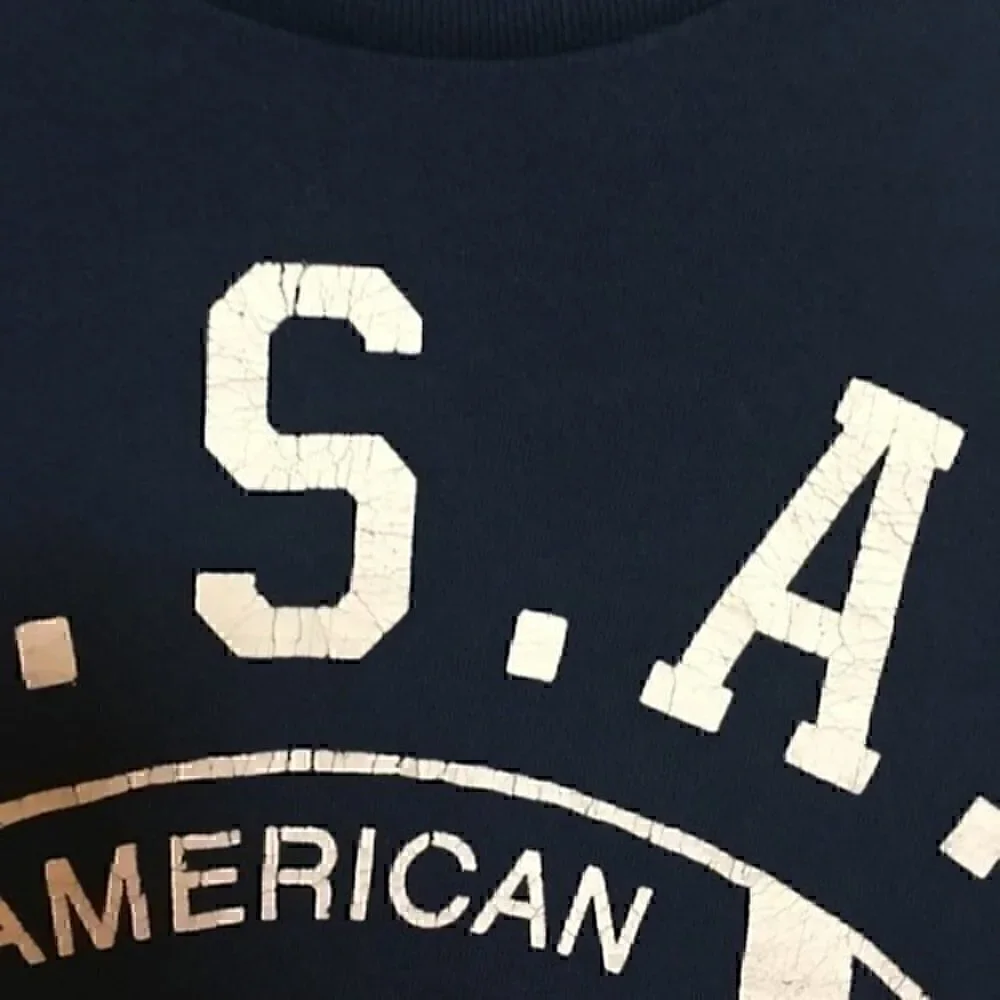 Old Navy boys size 10/12 large navy USA football T-shirt. NWOT